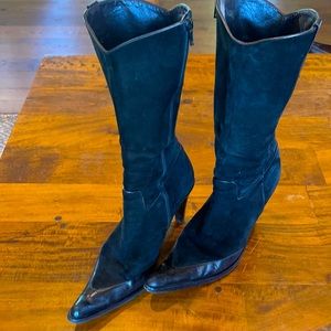 Black suede heeled western style boots - size 39